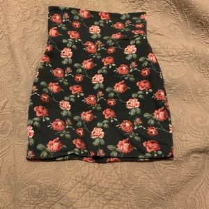 Rose pencil skirt